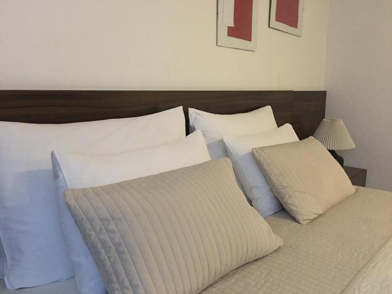 Penzion Luxor Nagyszombat Kültér fotó